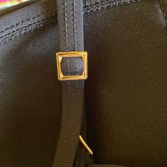 La Blanca Island Goddess Twist Mio black one piece size 10 - Picture 10 of 11